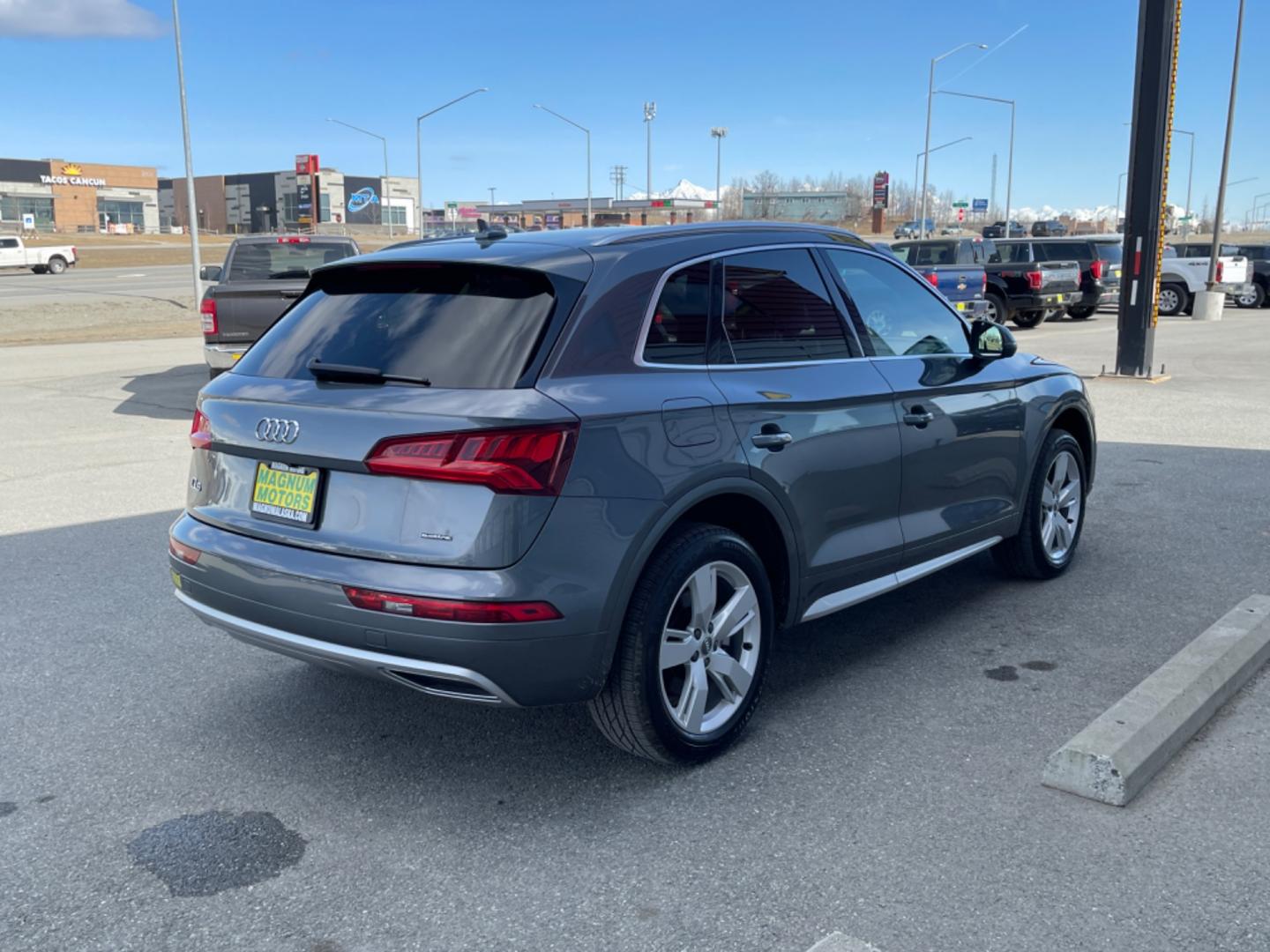 2019 GRAY AUDI Q5 2.0T QUATTRO PREMIUM (WA1ANAFY0K2) with an 2.0L engine, Automatic transmission, located at 1960 Industrial Drive, Wasilla, 99654, (907) 274-2277, 61.573475, -149.400146 - Photo#3